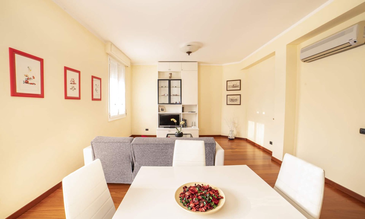 Maranello Apartment | Maranello Lodge & Motors 2 Km from Maranello (Mo) - CIN: IT036019C2QTEPQQW4