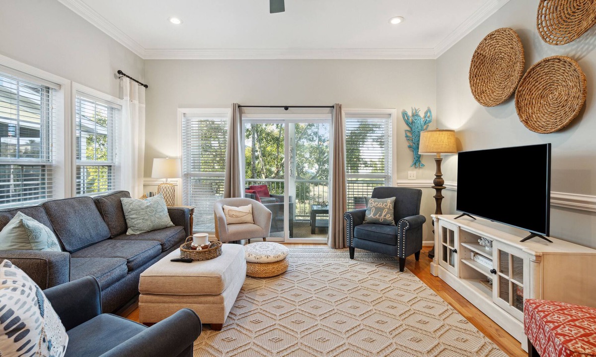 Waters Edge House | Marsh & River Views, Large Screen Porch, Community Pool & Dock - Crawdads Sing