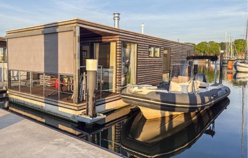 Lelystad Boat Rental | Mermaid-Hausboote 2