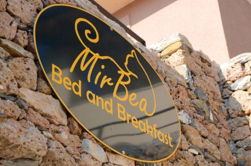 Cisano sul Neva Bed & Breakfast | Mirbea