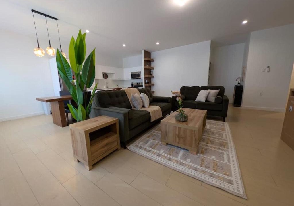 Port of Spain Apartment | Modern 3 BR- 3 bath Cascade 5 mins from Downtown POS Pool
