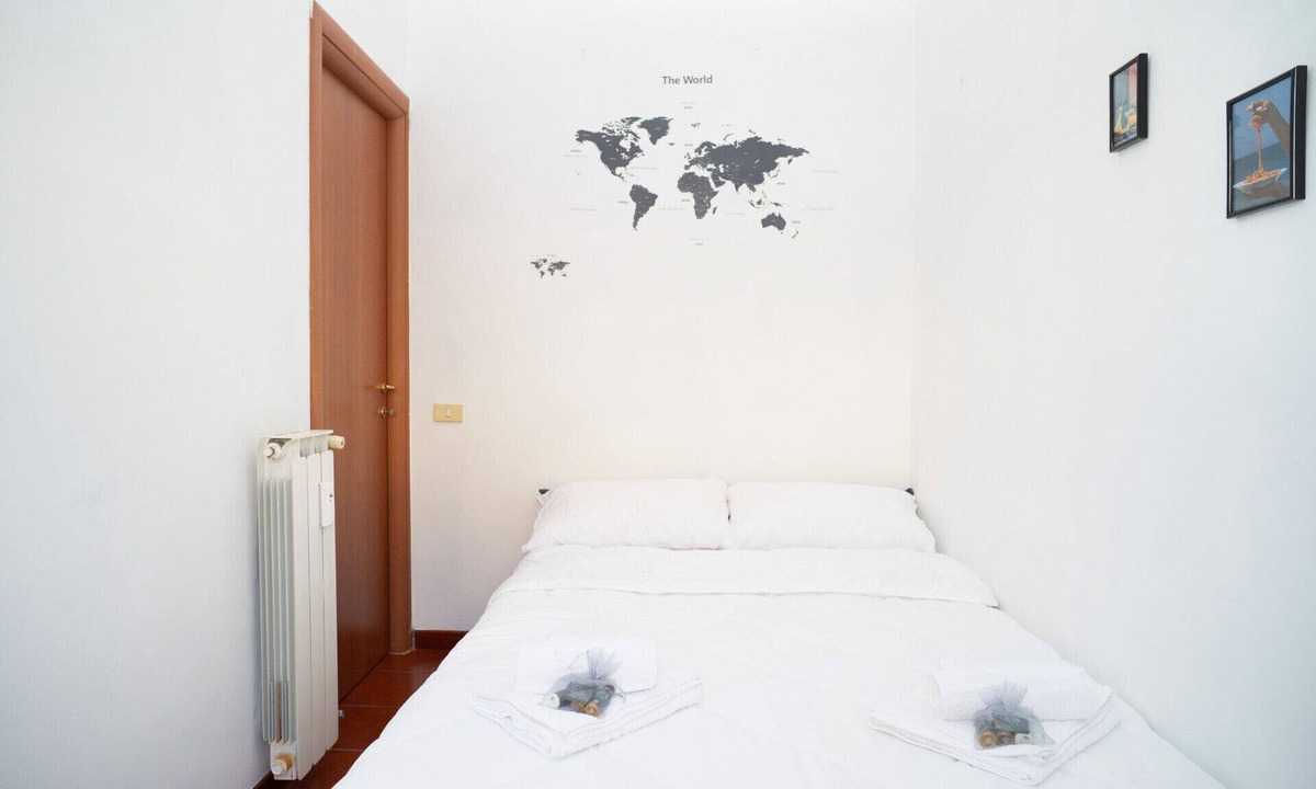 Universita Apartment | Modern One-Bedroom Apartment for 2, Just 10 Minutes from the Colosseum