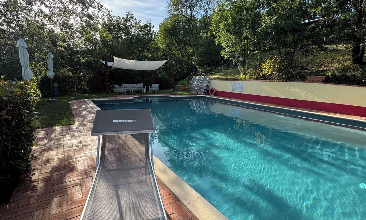 Gaiole in Chianti Villa | Montefienali La Loggia House Relaxation in a Medieval Chianti Village 3 Terraces