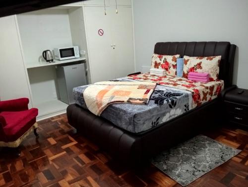 Greater Johannesburg Metropolitan Area House | Moonlight Guest House