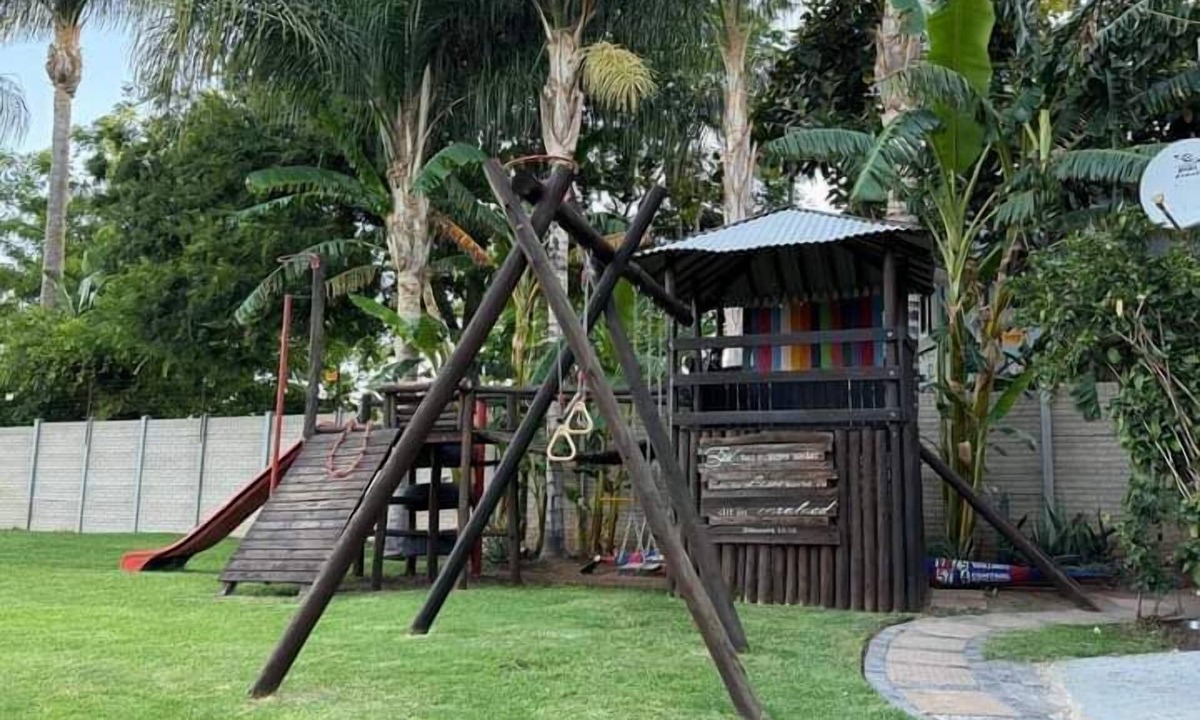 Upington House | Moonriver Guesthouse