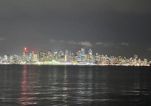 Lower Lonsdale Boat Rental | Mosquito Creek Floating Boat Shed