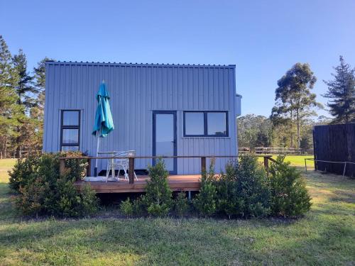 Keurboomstrand Apartment | Mountain view Bespoke tiny home