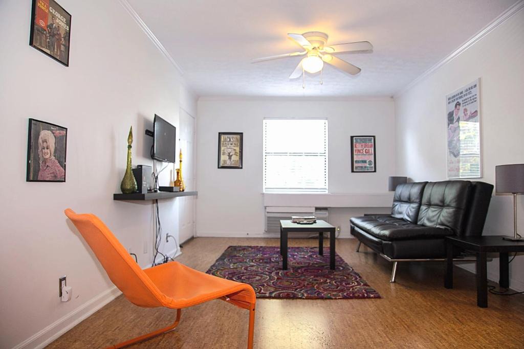 Music Row Apartment | Nashville Apt on Music Row Sleeps 6 Great Location!