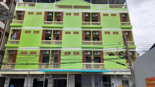 Khlong Nung Apartment | Natcha Place Klongluang 35