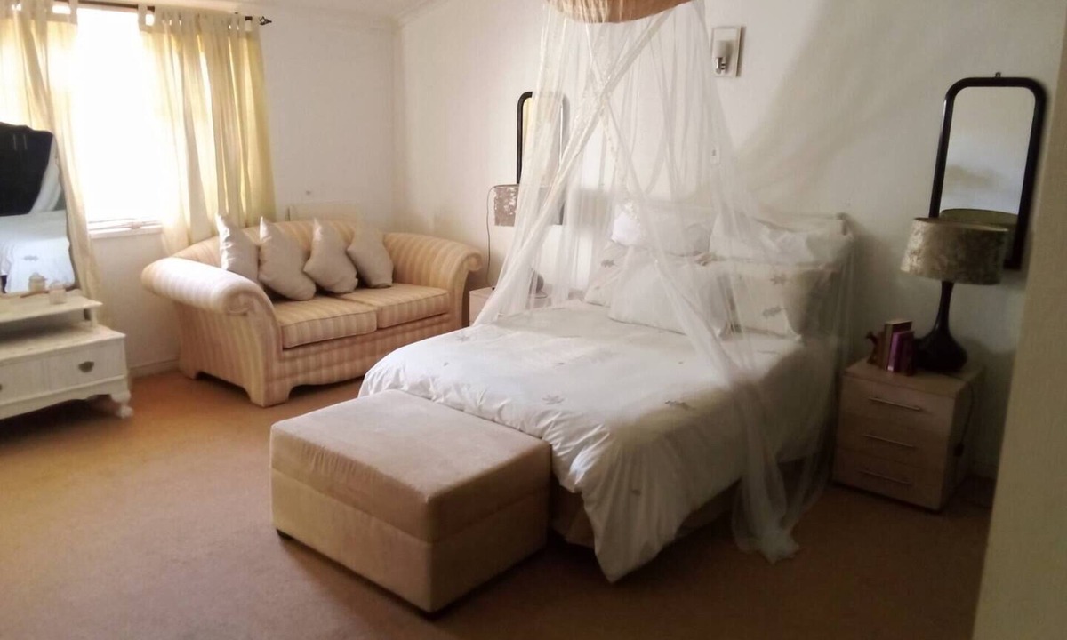 Rondebosch House | Neat 3 bedroom house in tranquil setting in Rondebosch