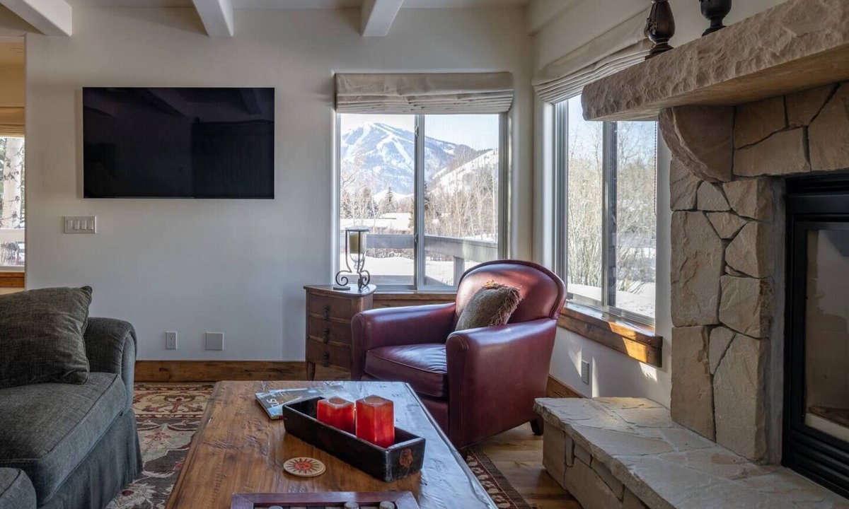 Sun Valley Condo | Newly remodeled luxury one bedroom condo- Resort Recreation Access Included