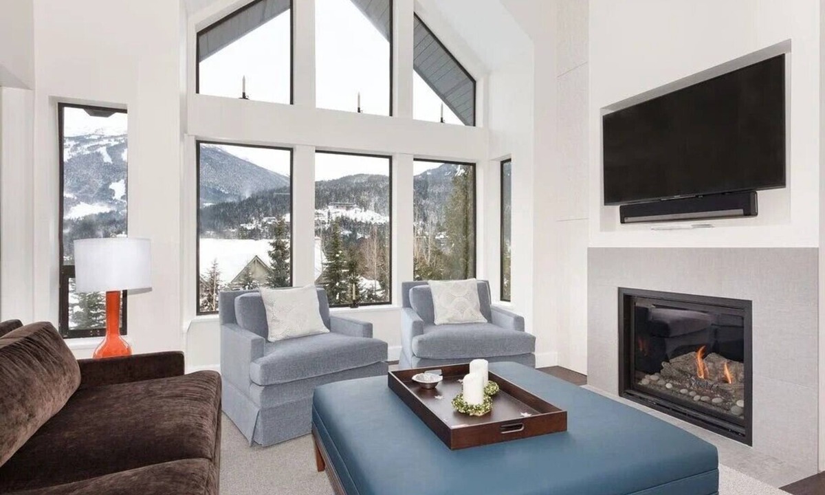 Blueberry Hill Apartment | Newly renovated | Free parking | BBQ | AC