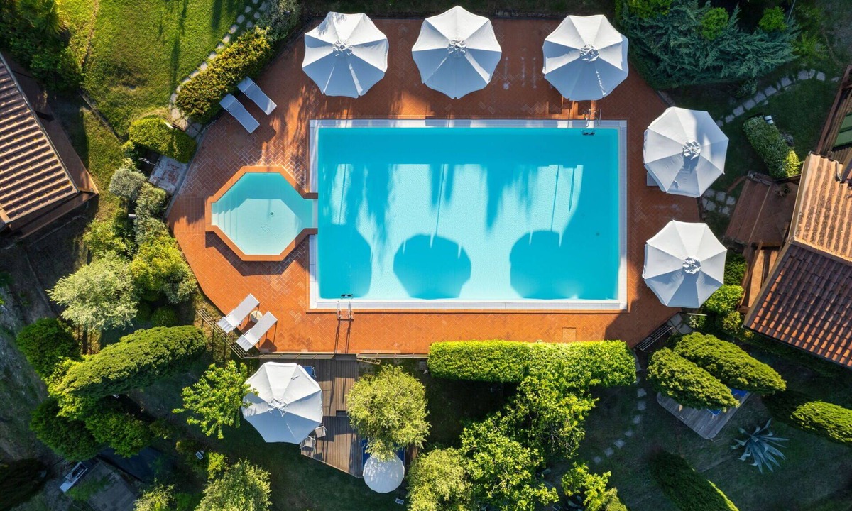 Sughera Apartment | Nice apartment with WIFI, A/C, pool, TV, terrace and panoramic view, close to San Gimignano