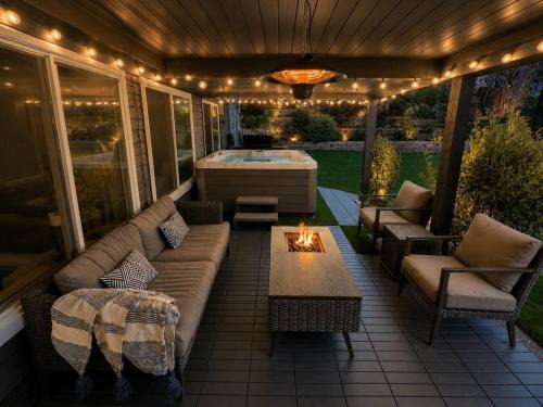 District of North Vancouver House | North Van Getaway with 3BR, Hot Tub and Huge Backyard