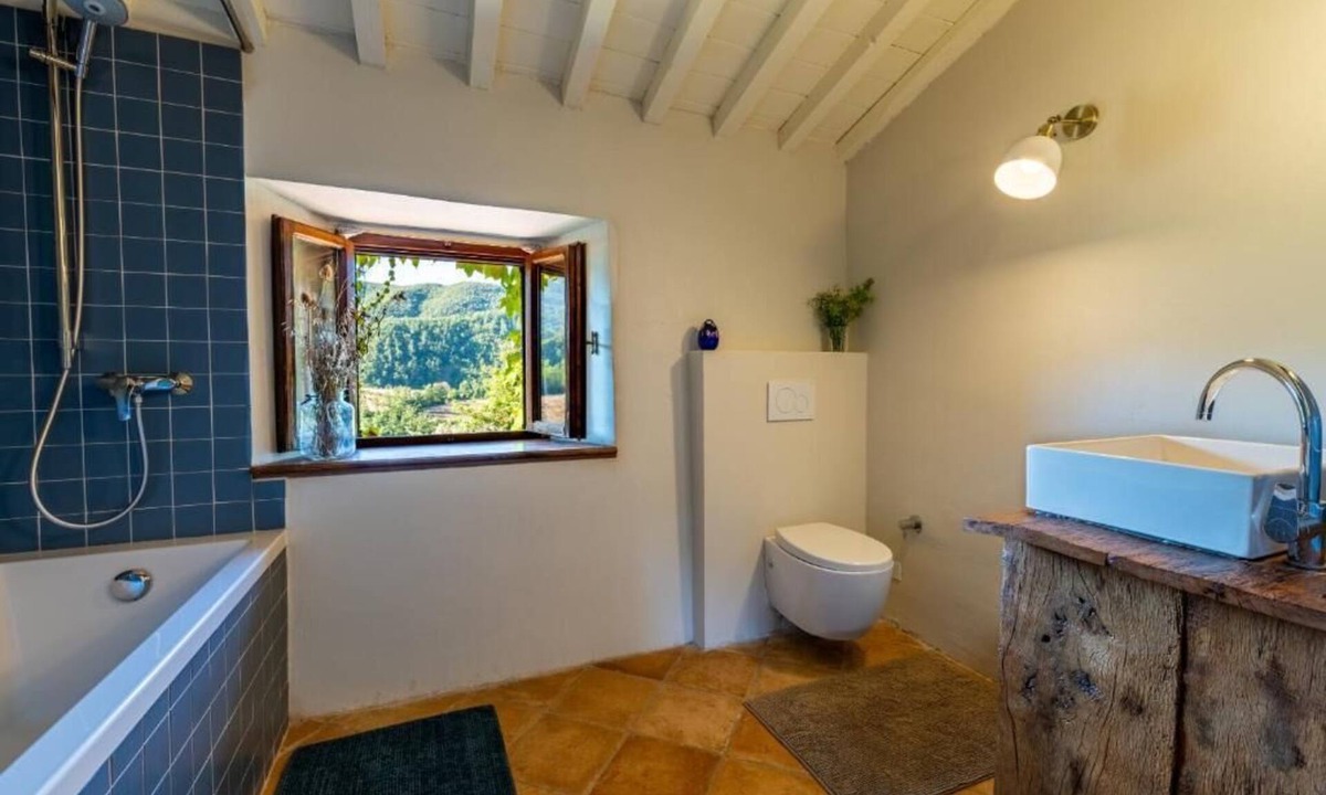 Bibbiena Apartment | Novanta - Three-Bedroom Villa