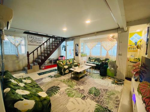 Wat Bowon Niwet Hostel | NY Hostel Khaosan
