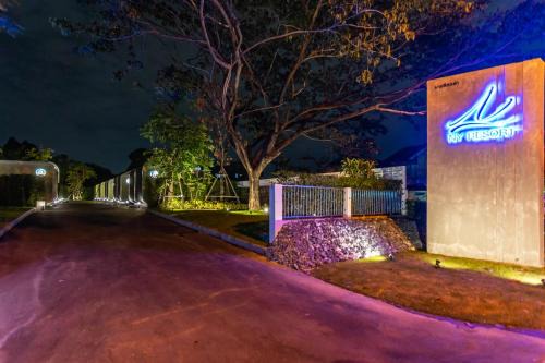 Bang Kra So Hotel | NY Resort Nonthaburi