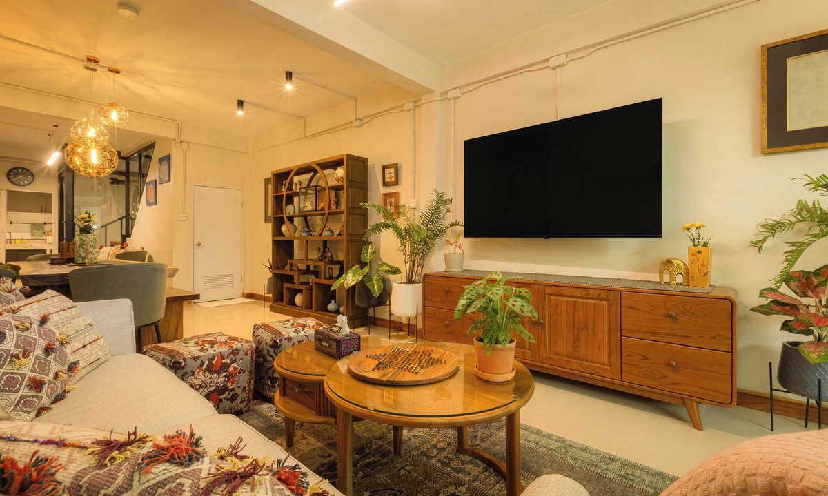 Sathorn House | Oasis Thai Teak Home in Sathorn