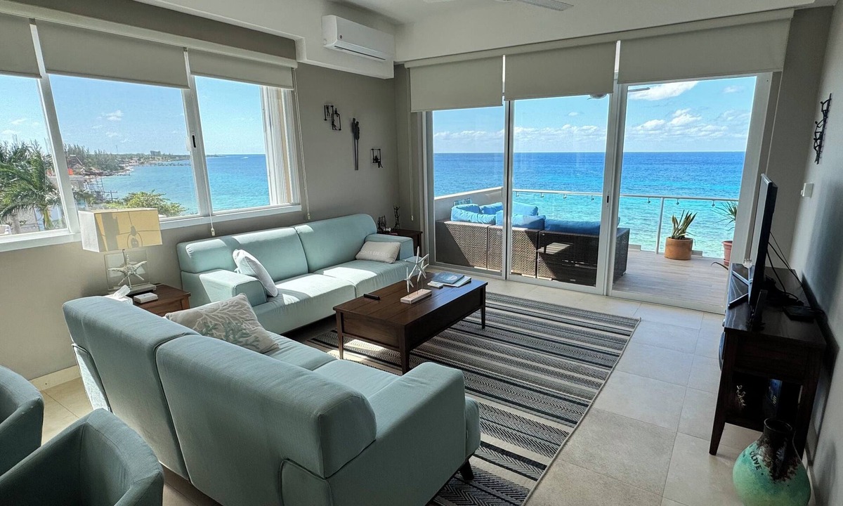 Cozumel Condo | Oceanfront condo with great sunset views!