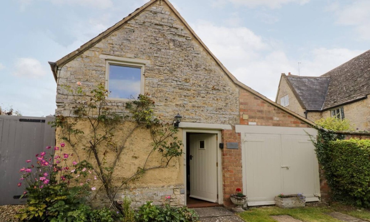 Halford House | Old Bothy, located in Halford.
