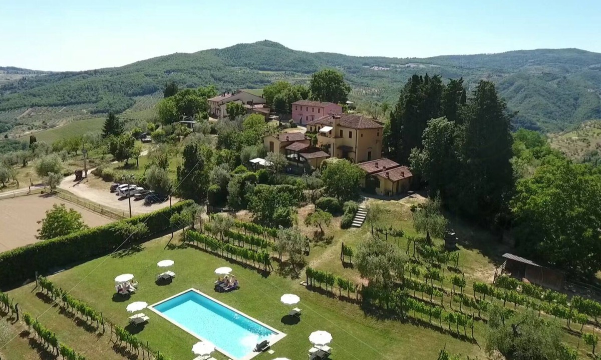 Montebonello Apartment | Organic farmhouse in the heart of Chianti Rufina