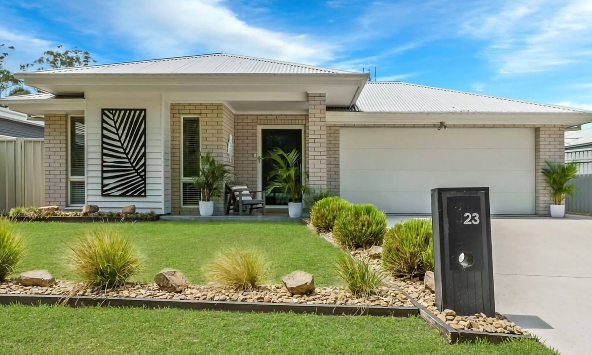 Broulee House | Oscar's @ Broulee Beach Luxury Coastal Living