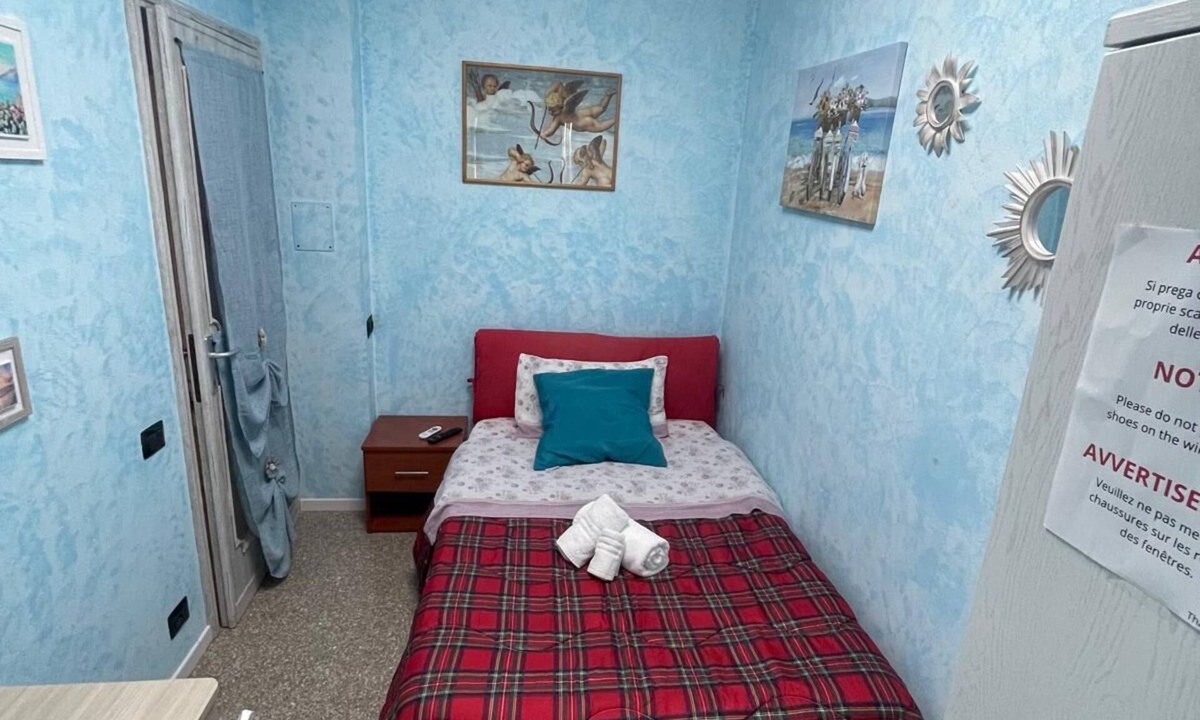 Sassuolo Bed & Breakfast | Our Lady of the Anchor