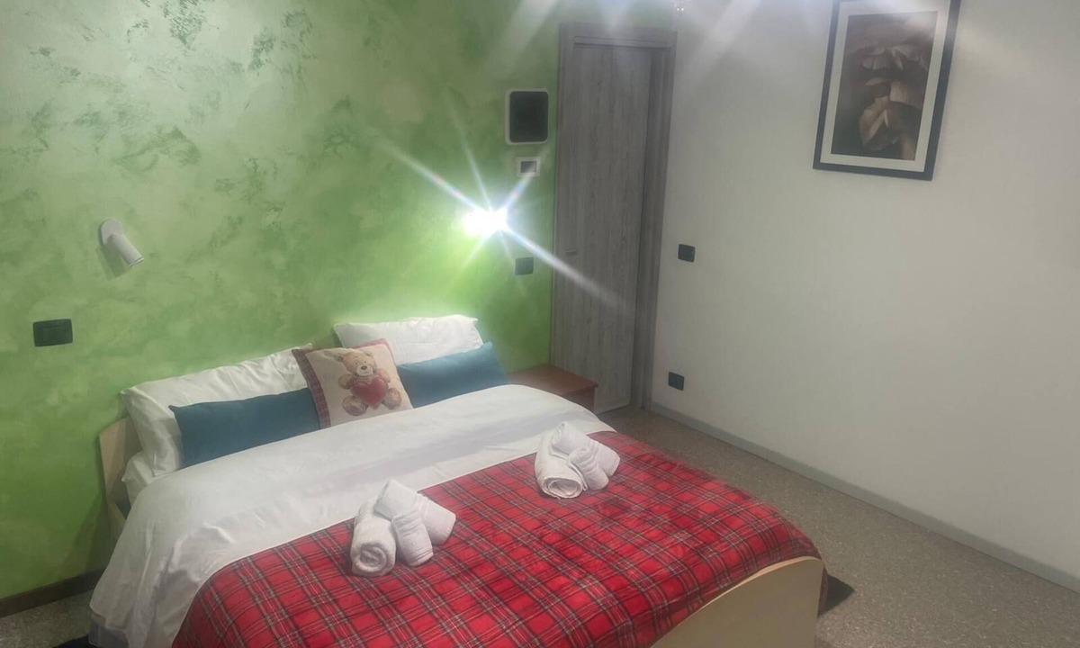 Sassuolo Bed & Breakfast | Our Lady of the Anchor