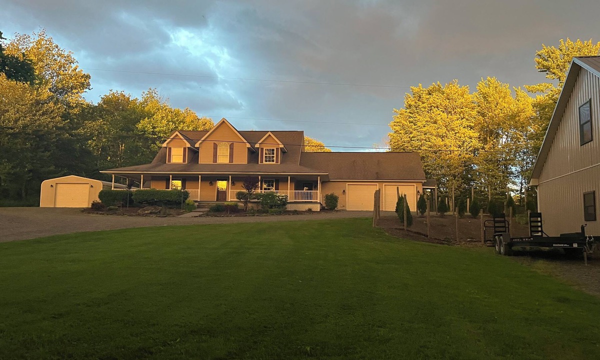 Factoryville House | Peaceful 5-bedroom secluded country home close to 2 ski resorts & attractions