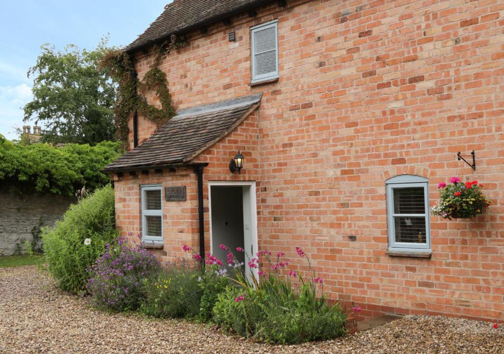 Wickhamford House | Pebworth Cottage