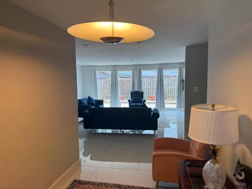 Bethesda House | Perfect Retreat in Bethesda with 5-Bedrooms Best Location