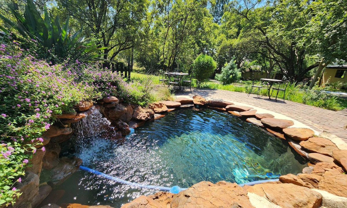 Greater Johannesburg Metropolitan Area Cabin | Pine Valley Lodge