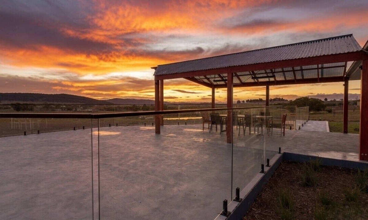 Currawang House | Piper's Grove - a luxury modern farmhouse retreat near Lake George