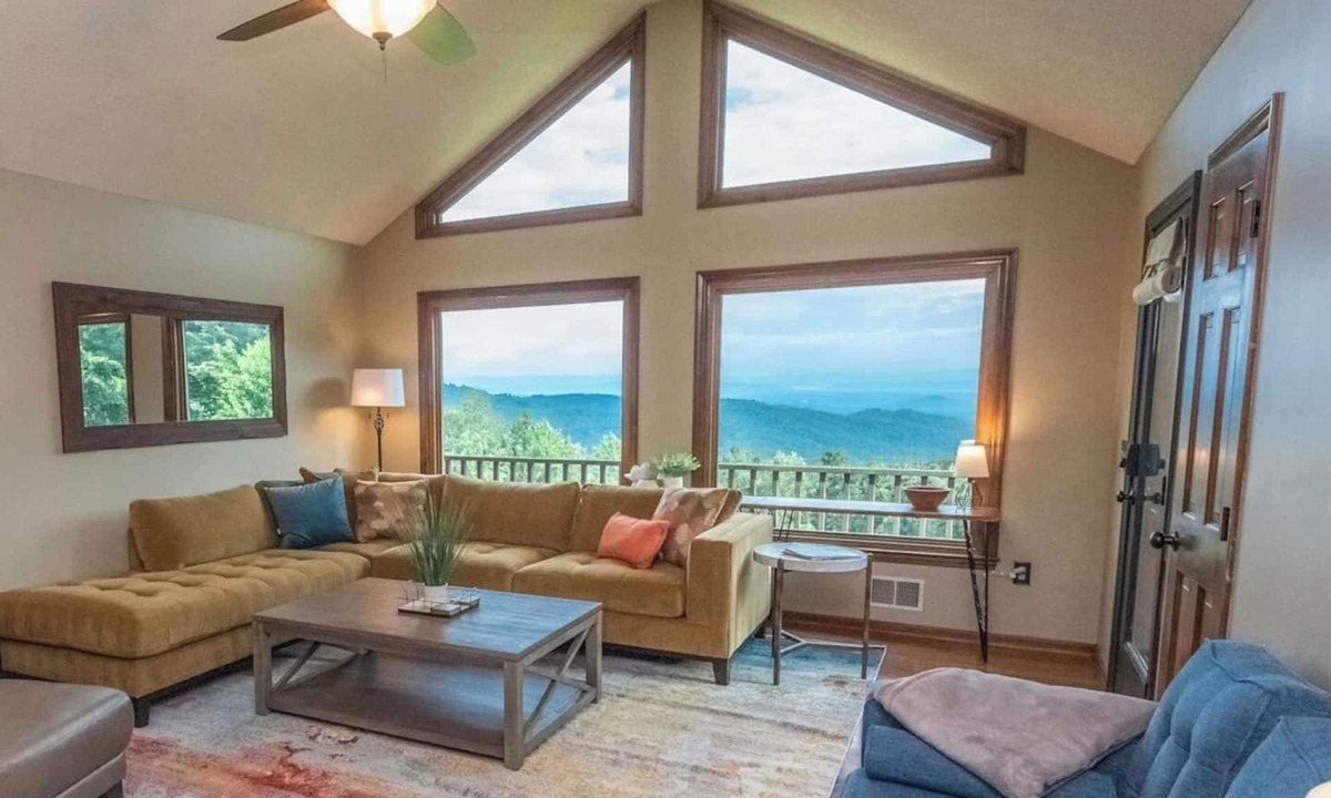 Moravian Falls Cabin | Prayer Mountain View Cabin | Fabulous Views from Fire Pit | Ping Pong | Room to Spread Out