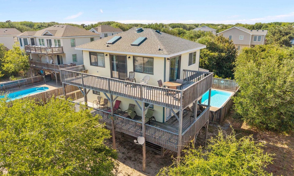 Carolina Dunes House | Private pool, hot tub, in Duck. 850 ft to beach! Pet Friendly!