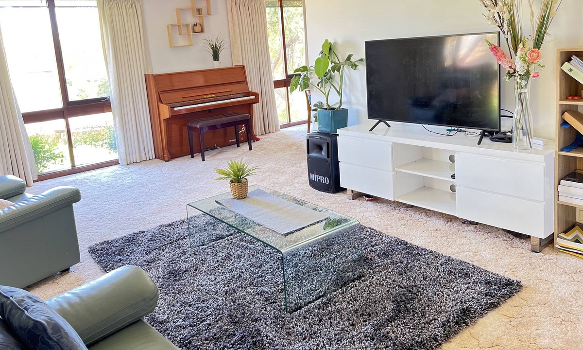 Florey House | Private Room in a large beautiful house