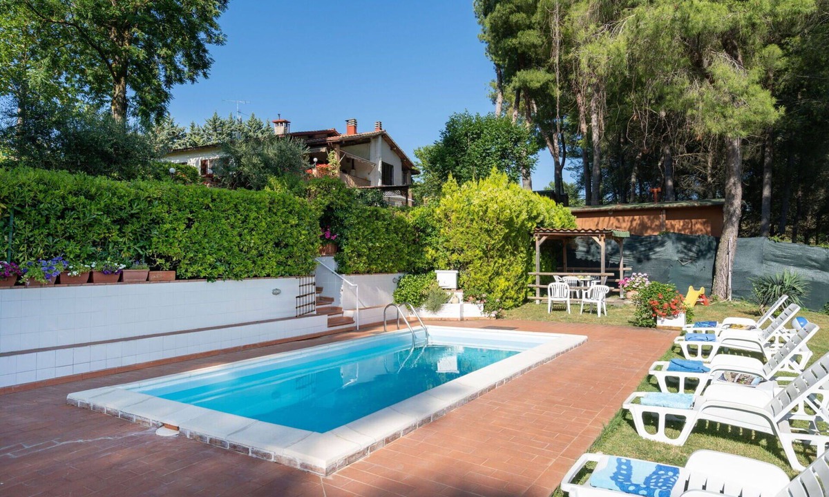 Colle di Val d'Elsa Villa | Private Villa with private pool, WIFI, A/C, TV, patio, panoramic view, close to San Gimignano