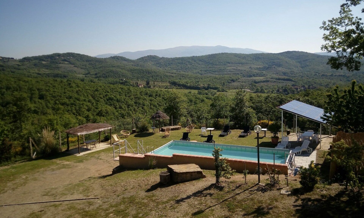 Capolona Villa | Private Villa with private pool, A/C, WIFI, TV, patio, pets allowed, panoramic view, close to Arezzo