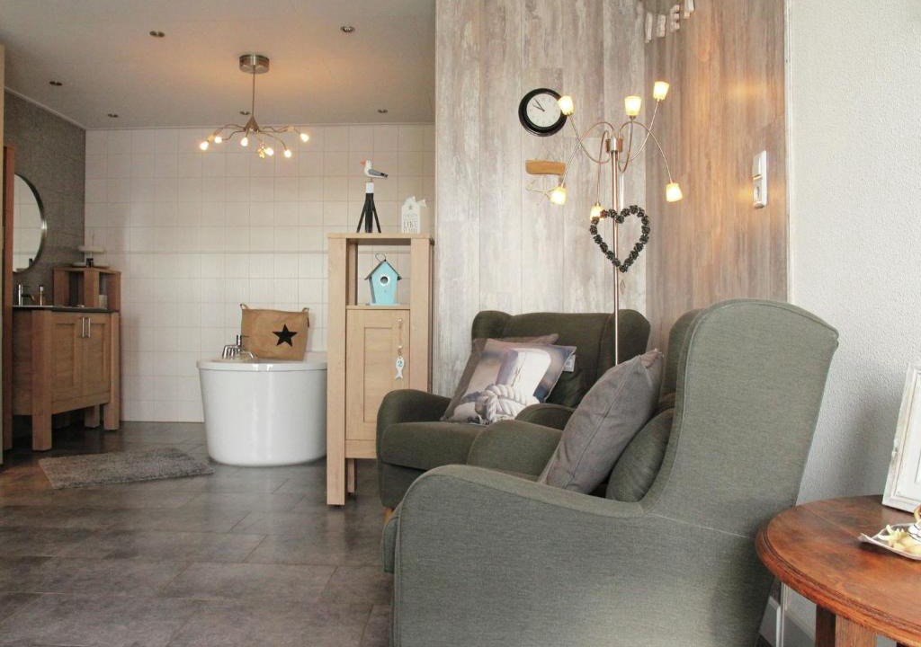 Egmond aan den Hoef Apartment | Quaint Apartment in Egmond aan den Hoef near the Sea