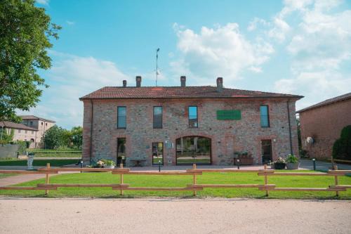 Suzzano House | Relais Monastero
