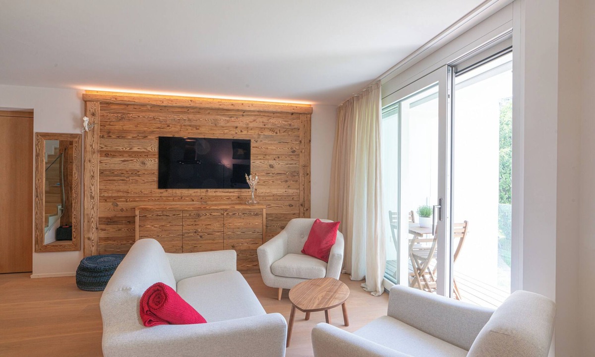 Sils-Maria Apartment | Residenza Edelweiss 5.3 – Penthouse with mezzanine, fireplace and stunning view