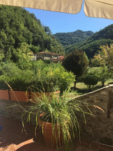 Bagni di Lucca Ski Chalet | River Idyll
