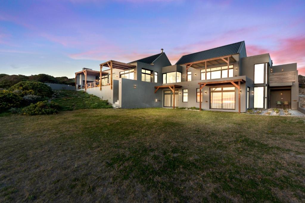 Kleinbaai House | Romansbaai Moksha on the Sea