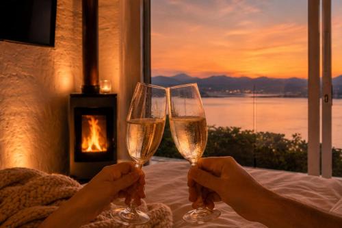 Kosmos Bed & Breakfast | Romantic Cosy fire-place at Enso Botanico Boutique Villa, Kosmos