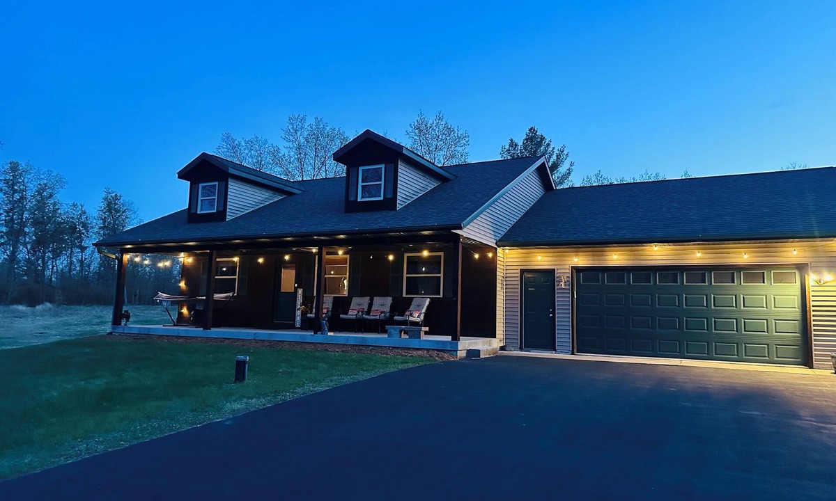 Nekoosa House | Rome Ranch Retreat – Golf + Lake + Pool + ATV + Dog + Disc & Foot Golf too!