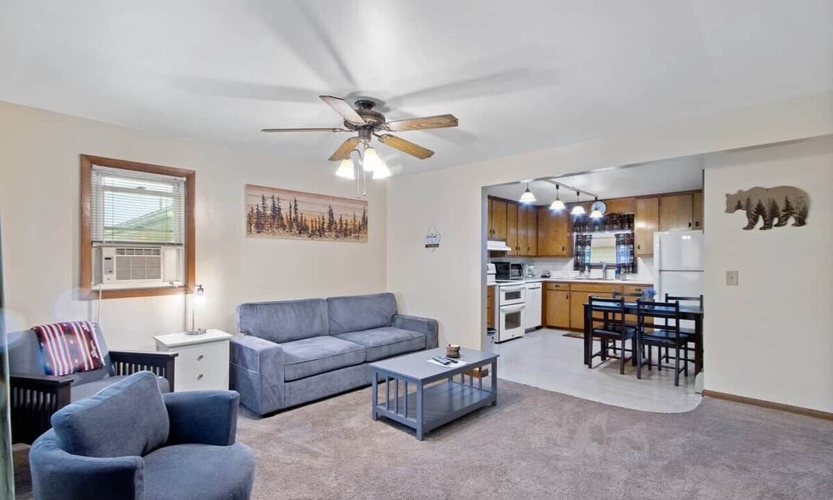 Montello Apartment | Room 8, 2 Bed Apartment