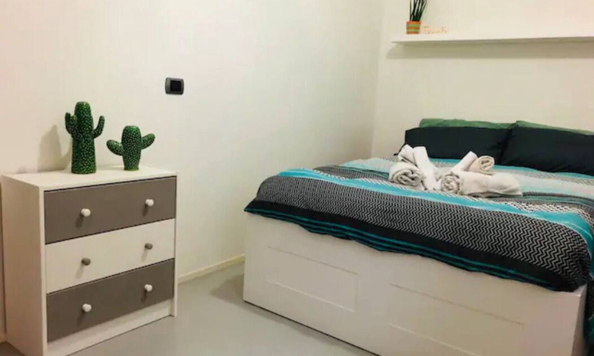 Cittadella Bed & Breakfast | Room with private bathroom City of Parma - shared apartment