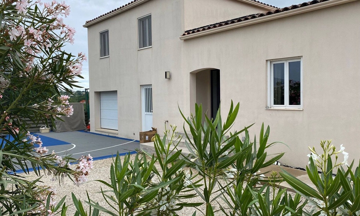 Saint-Jeannet Apartment | SAINT-JEANNET, Village in the Préalpes d'Azur, near NICE, SAINT-PAUL-DE-VENCE