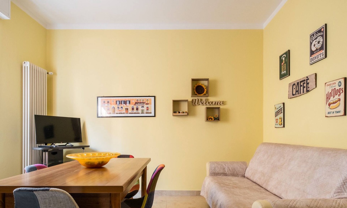 San Donato Apartment | San Donato Cozy Apartment by Wonderful Italy