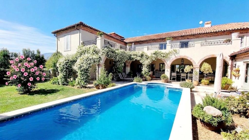 Paarl Villa | Sandmartins Private Secure Villa